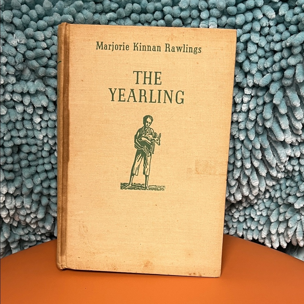 Vintage 'The Yearling' Book by Marjorie Kinnan Rawlings